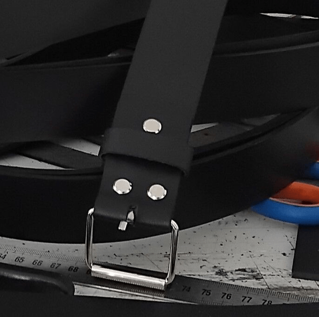 CEINTURE CUIR NOIR FAIT MAIN